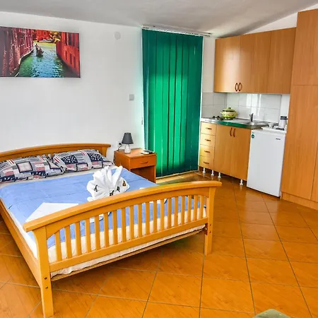 Kalina Apartment Budva